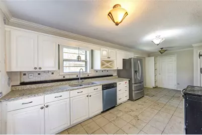 484 County Road 6768, Dayton, TX 77535 - Photo 33