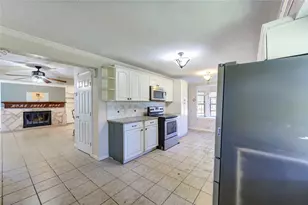 484 County Rd 6768, Dayton, TX 77535 - Photo 29