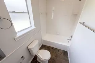 7934 Round Rock Dr, Houston, TX 77049 - Photo 15