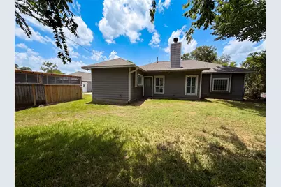 7934 Round Rock Drive, Houston, TX 77049 - Photo 5