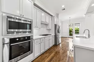 1428 Alexander St, Houston, TX 77008 - Photo 11