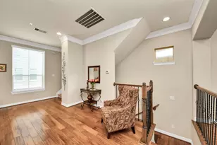 12255 Oxford Cres Cir, Houston, TX 77082 - Photo 17