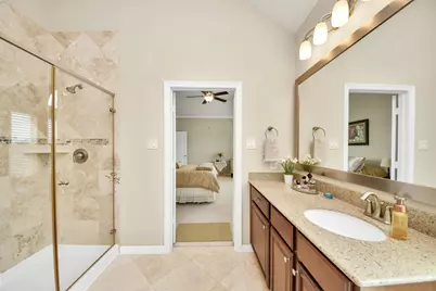 12255 Oxford Crescent Circle, Houston, TX 77082 - Photo 37