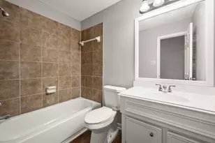 16546 Pentonshire Ln, Houston, TX 77090 - Photo 15