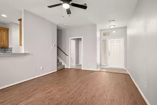 16546 Pentonshire Ln, Houston, TX 77090 - Photo 7