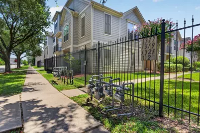 1317 Paige Street, Houston, TX 77003 - Photo 27