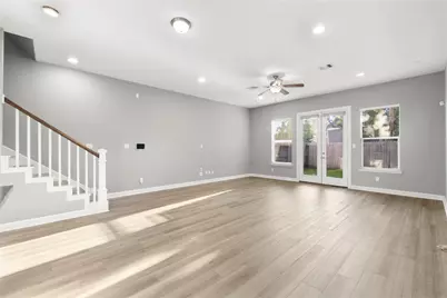 2709 Hardy Street, Houston, TX 77009 - Photo 9