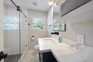 1803 Libbey Dr, Houston, TX 77018 - Photo 29