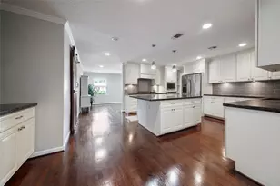 1803 Libbey Dr, Houston, TX 77018 - Photo 15