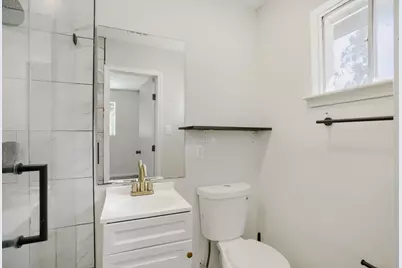 5207 Castlecreek Lane, Houston, TX 77053 - Photo 19