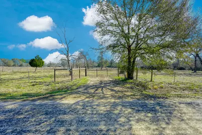 26050 Forest Hills Lane, Waller, TX 77484 - Photo 3