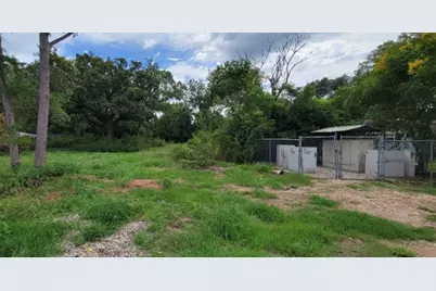 6415 S F Austin, Jones Creek, TX 77541 - Photo 9