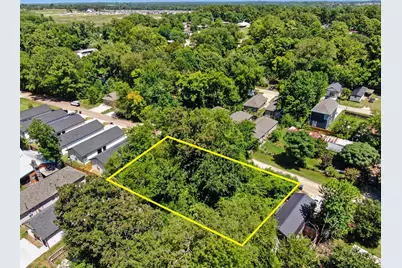 11547 Persimmon Street, Willis, TX 77318 - Photo 3