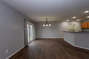 2562 Skyview Point Dr, Houston, TX 77047 - Photo 11