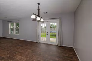 2562 Skyview Point Dr, Houston, TX 77047 - Photo 9