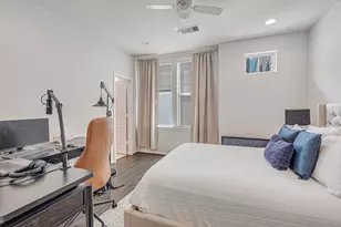 1010 W 24th St, Houston, TX 77008 - Photo 29