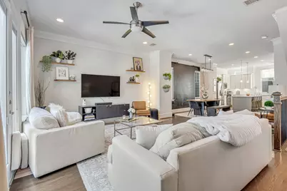 1010 W 24th Street #P, Houston, TX 77008 - Photo 11