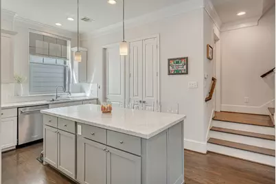1010 W 24th Street #P, Houston, TX 77008 - Photo 17