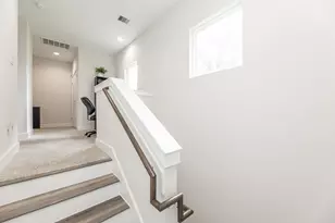 3354 Pinemont Dr, Houston, TX 77018 - Photo 15