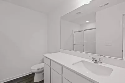 3227 Diamond View Lane, Angleton, TX 77515 - Photo 9