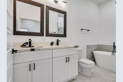 7358 Guadalcanal Road #B, Houston, TX 77033 - Photo 29