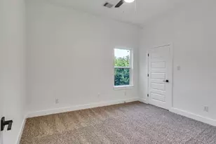 7358 Guadalcanal Rd, Houston, TX 77033 - Photo 25