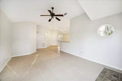 3317 Golden Trails Drive #802, Kingwood, TX 77345 - Photo 5