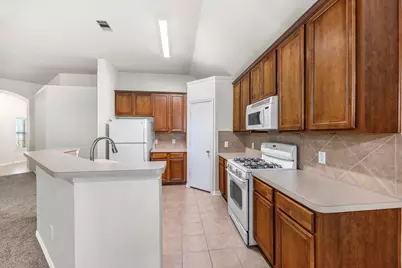 7815 Mary Katheryns Crossing, Conroe, TX 77304 - Photo 9
