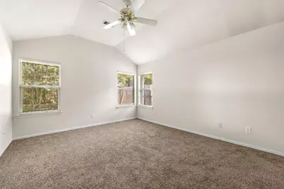 7815 Mary Katheryns Crossing, Conroe, TX 77304 - Photo 13