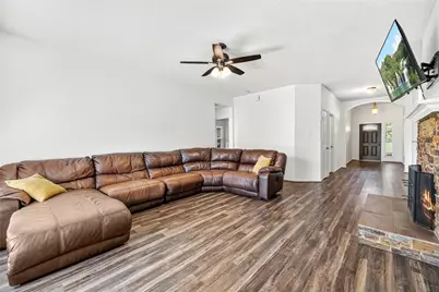 6326 Bonnie Chase Lane, Katy, TX 77449 - Photo 13