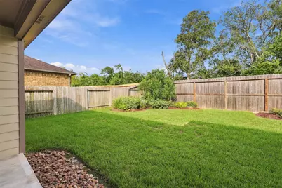 677 Tenuta Lane, League City, TX 77573 - Photo 25