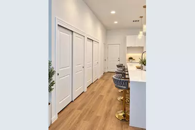 5325 Rue Street, Houston, TX 77033 - Photo 9