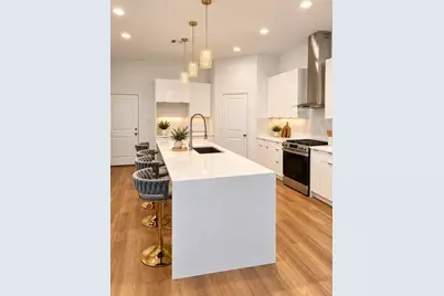5325 Rue Street, Houston, TX 77033 - Photo 5