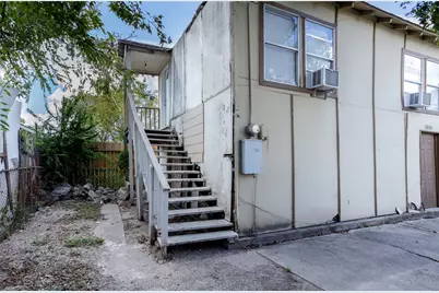 904 Panama Street, Houston, TX 77009 - Photo 9