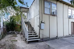 904 Panama St, Houston, TX 77009 - Photo 9
