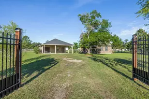 10269 Hwy 90, Bedias, TX 77831 - Photo 23