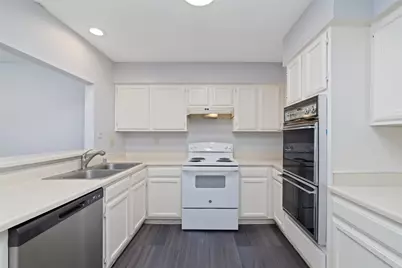 6611 Grandvale Drive, Houston, TX 77072 - Photo 11