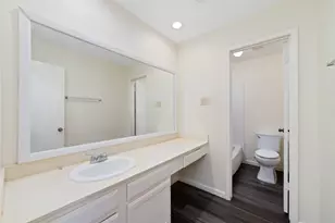 6611 Grandvale Dr, Houston, TX 77072 - Photo 19