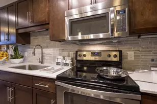 2910 Milam St, Houston, TX 77006 - Photo 1