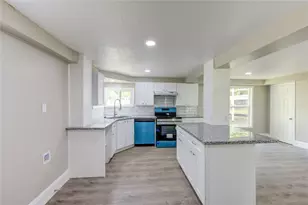 15170 McRae Lake, Conroe, TX 77303 - Photo 9