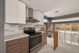 2130 Round Lake Dr, Houston, TX 77077 - Photo 13