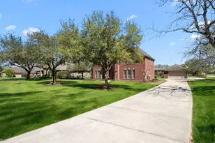 3610 Wellspring Lake Dr, Fulshear, TX 77441 - Photo 3