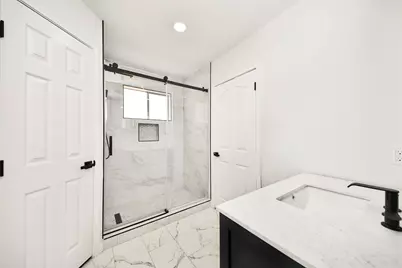 13122 Benford Drive, Houston, TX 77099 - Photo 15