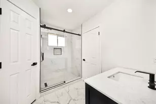 13122 Benford Dr, Houston, TX 77099 - Photo 15