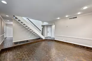 1122 Autrey St, Houston, TX 77006 - Photo 3
