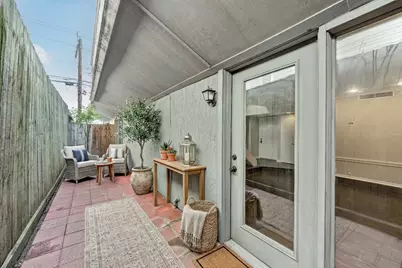 1122 Autrey Street #5, Houston, TX 77006 - Photo 5