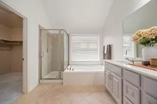 13018 Idle Water Ln, Houston, TX 77044 - Photo 23