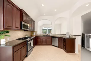 13018 Idle Water Ln, Houston, TX 77044 - Photo 13