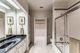 2108 Driscoll St, Houston, TX 77019 - Photo 13