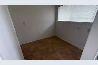 4921 Crawford Street #19, Houston, TX 77004 - Photo 9